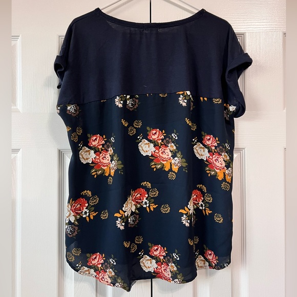 Navy Floral Top - Picture 1 of 3